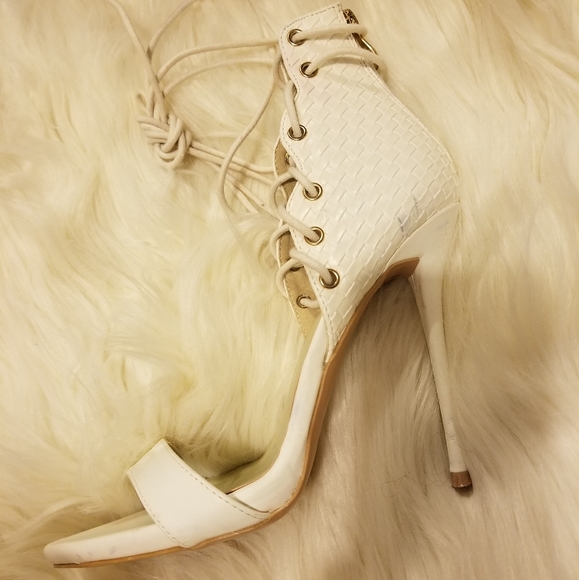 Sandals - Picture 3 of 3